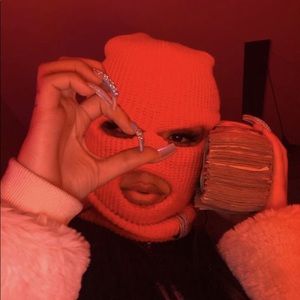 Meet your Posher, Jasmine